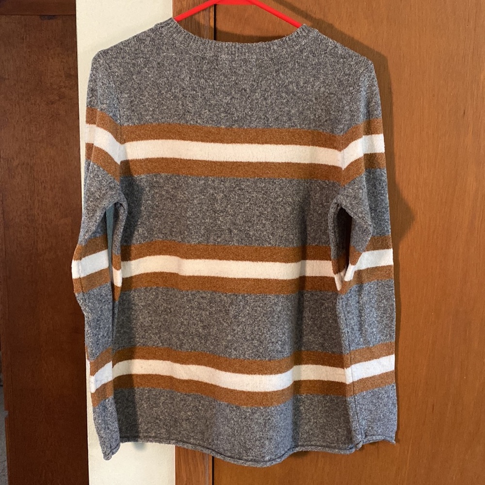Pinque Sweater - Picture 4 of 5